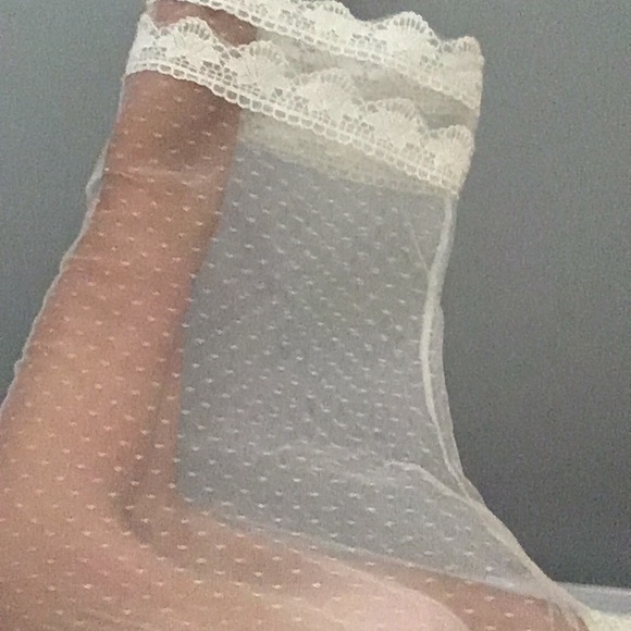 Lace and tool boho top - Picture 2 of 7